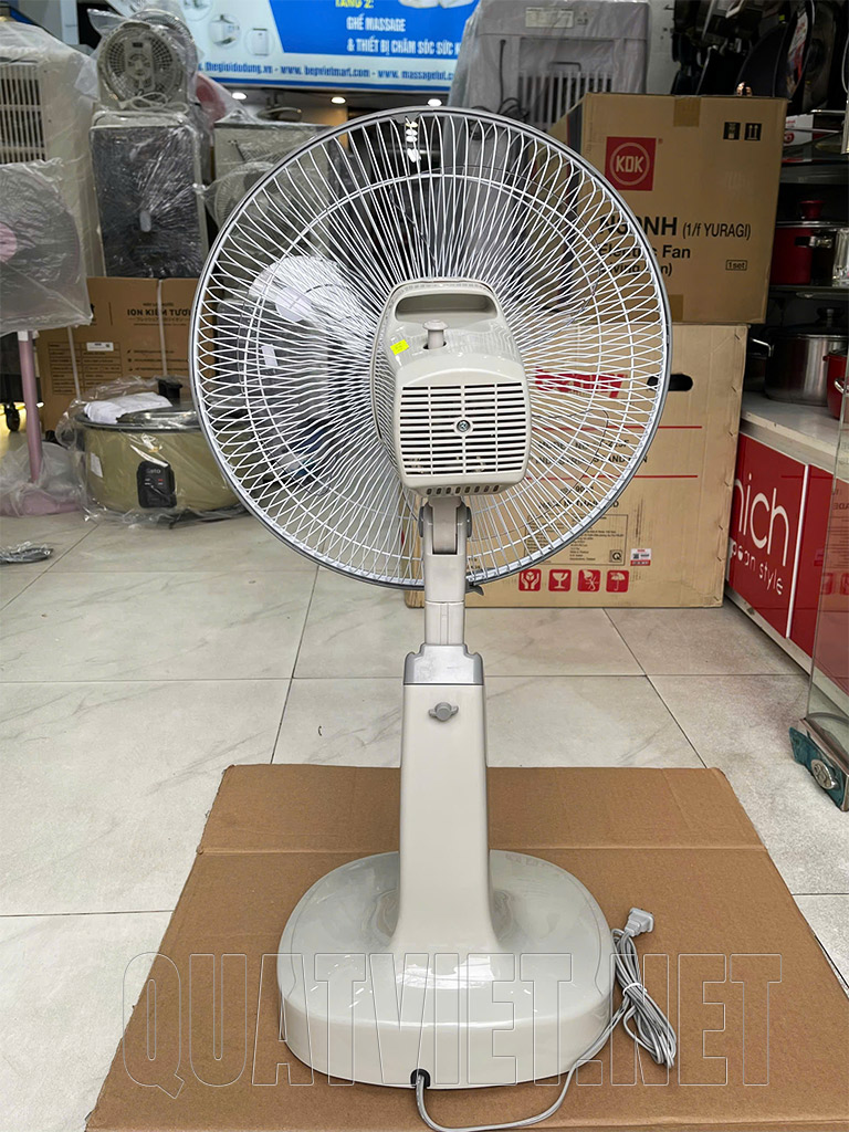 Ảnh thực tế Quạt lửng Thái Lan Jiplai JL-2012 tại cửa hàng quatviet 13 Lĩnh Nam