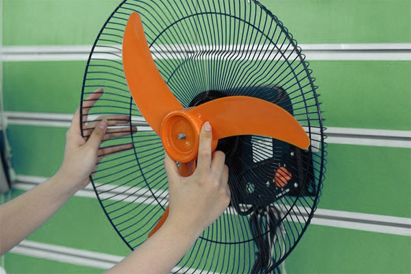 Hướng dẫn lắp đặt quạt treo tường
