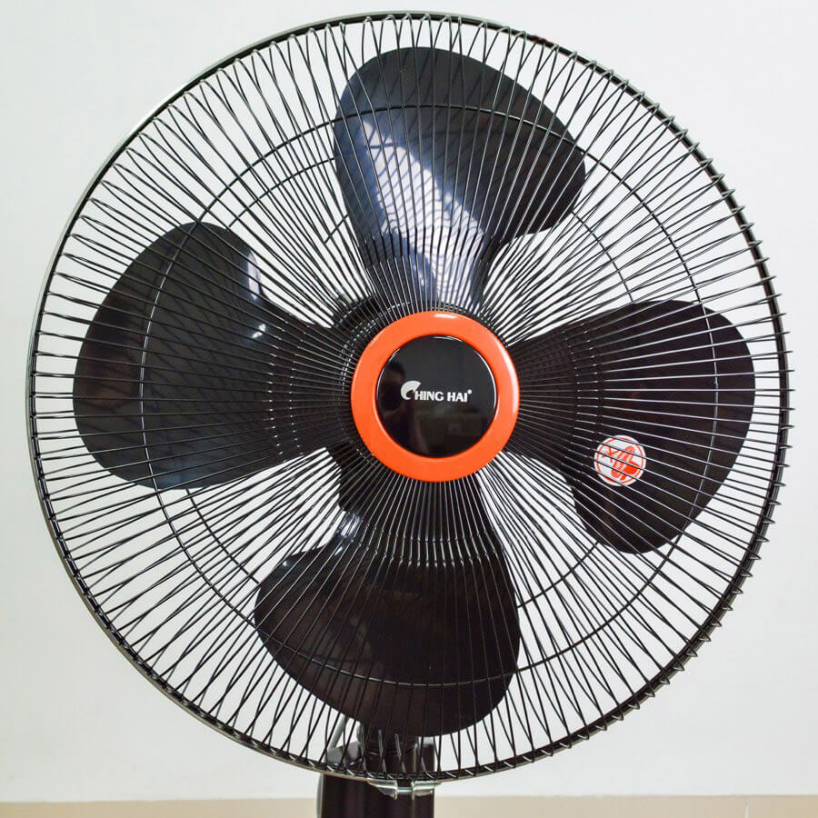 Lồng và cánh của quạt sàn rút cao ChingHai FF2318