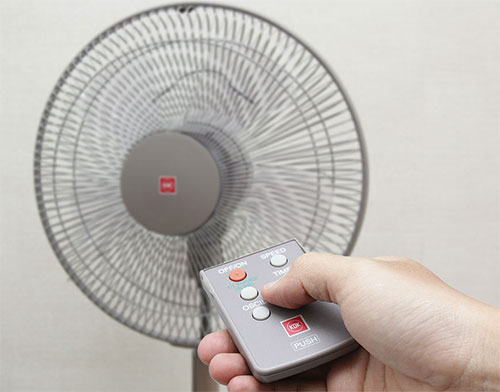 Điều khiển từ xa – điều chỉnh dễ dàng