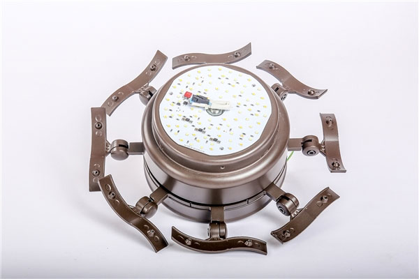 Tích hợp đèn LED với 3 chế độ màu sắc đa dạng