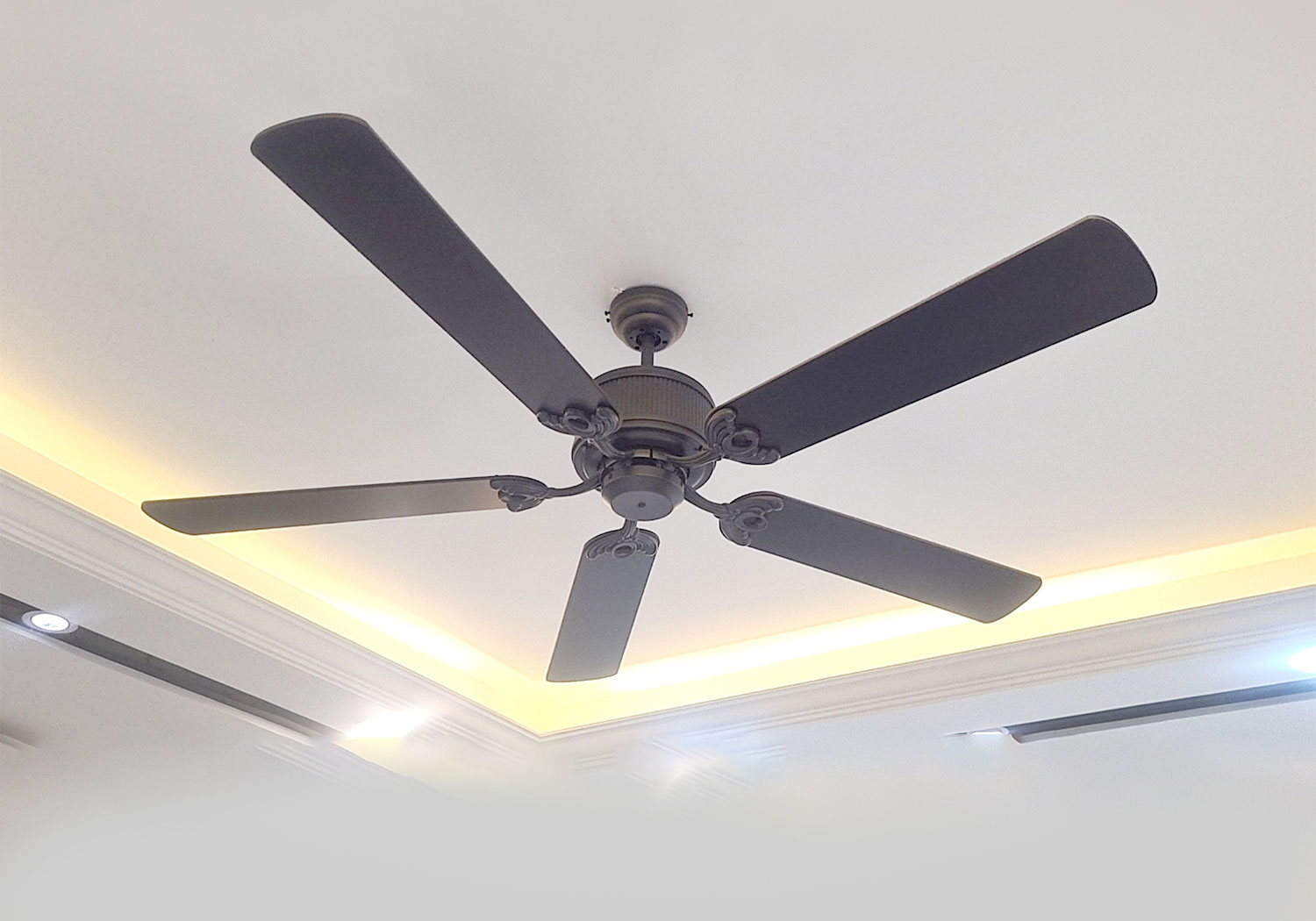 Quạt trần đèn Kaiyokukan Nhật Bản OKA-181-MBK - kkhi không lắp đèn 