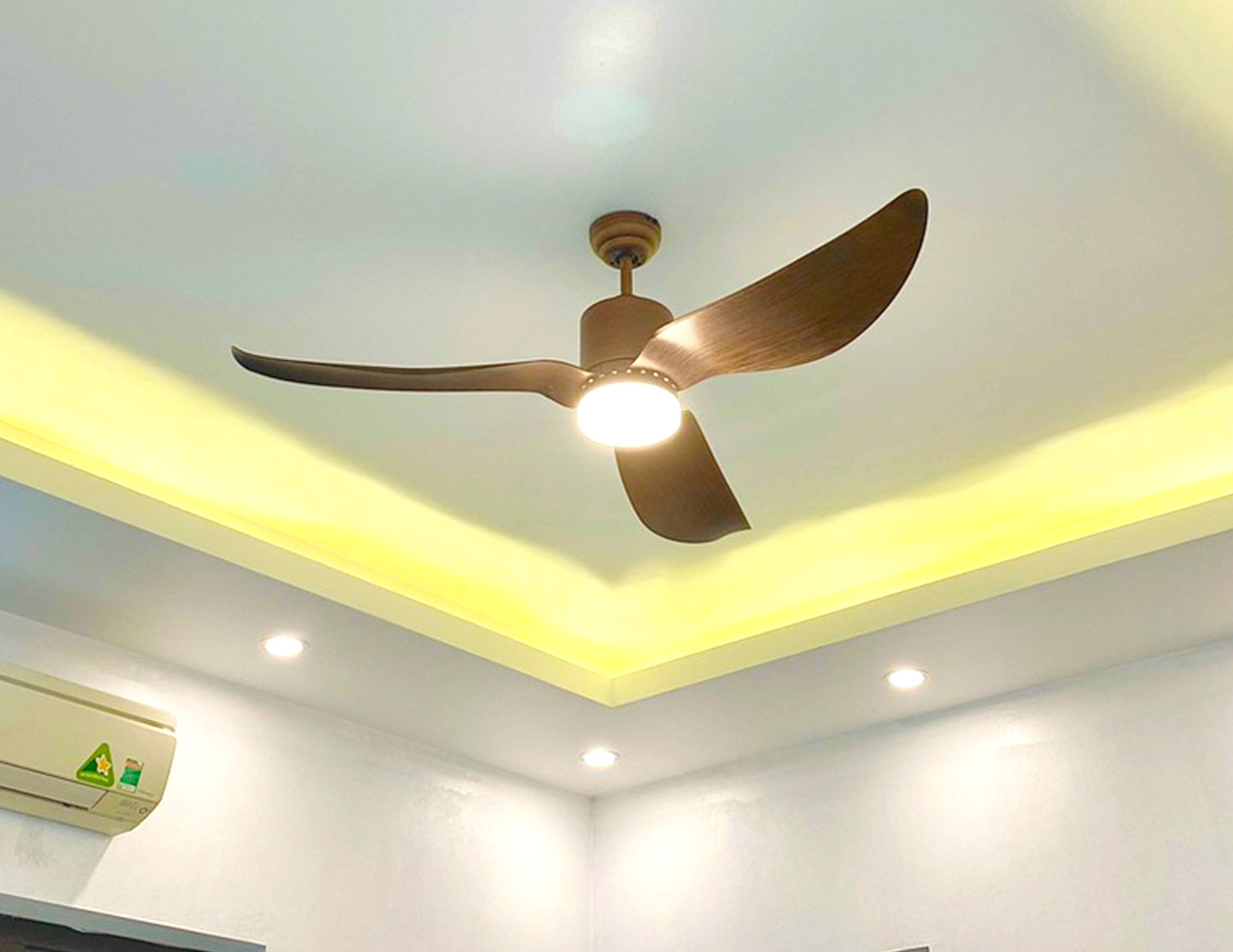Chế Độ Đảo Chiều Gió – Tốt Cho Sức Khỏe Gia Đình (ảnh thực tế)