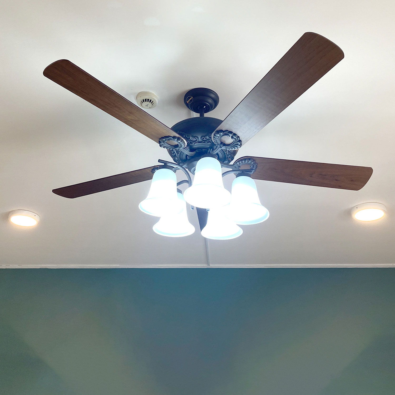 Quạt trần đèn Kaiyokukan Nhật Bản AKI-522-ORB - ảnh thực tế