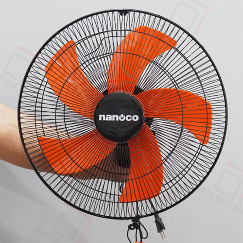Thiết kế chắc chắn và bền bỉ – Đặc trưng của quạt treo tường Nanoco bền đẹp