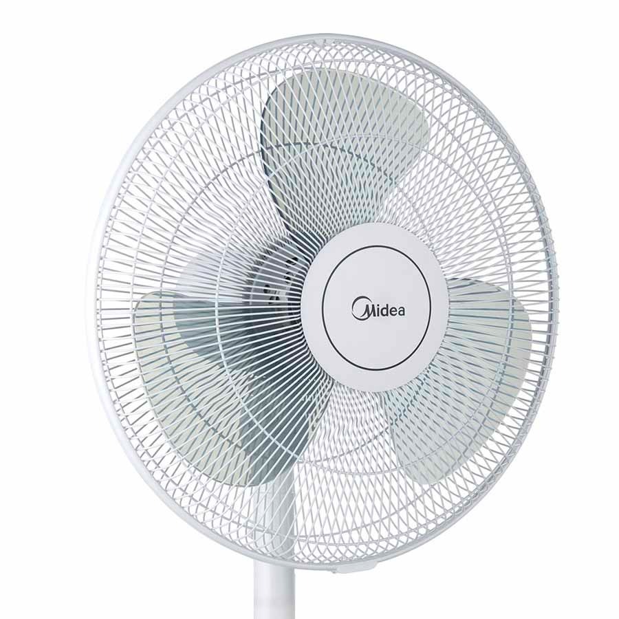 Lồng và cánh của quạt cây đứng Midea FS40-18C góc nghiêng